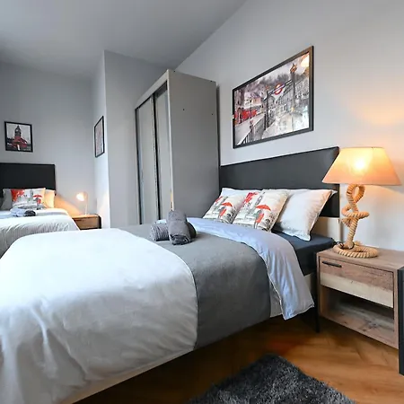 1 Bedroom Flat In Wood Green Piccadilly Line London Exterior photo
